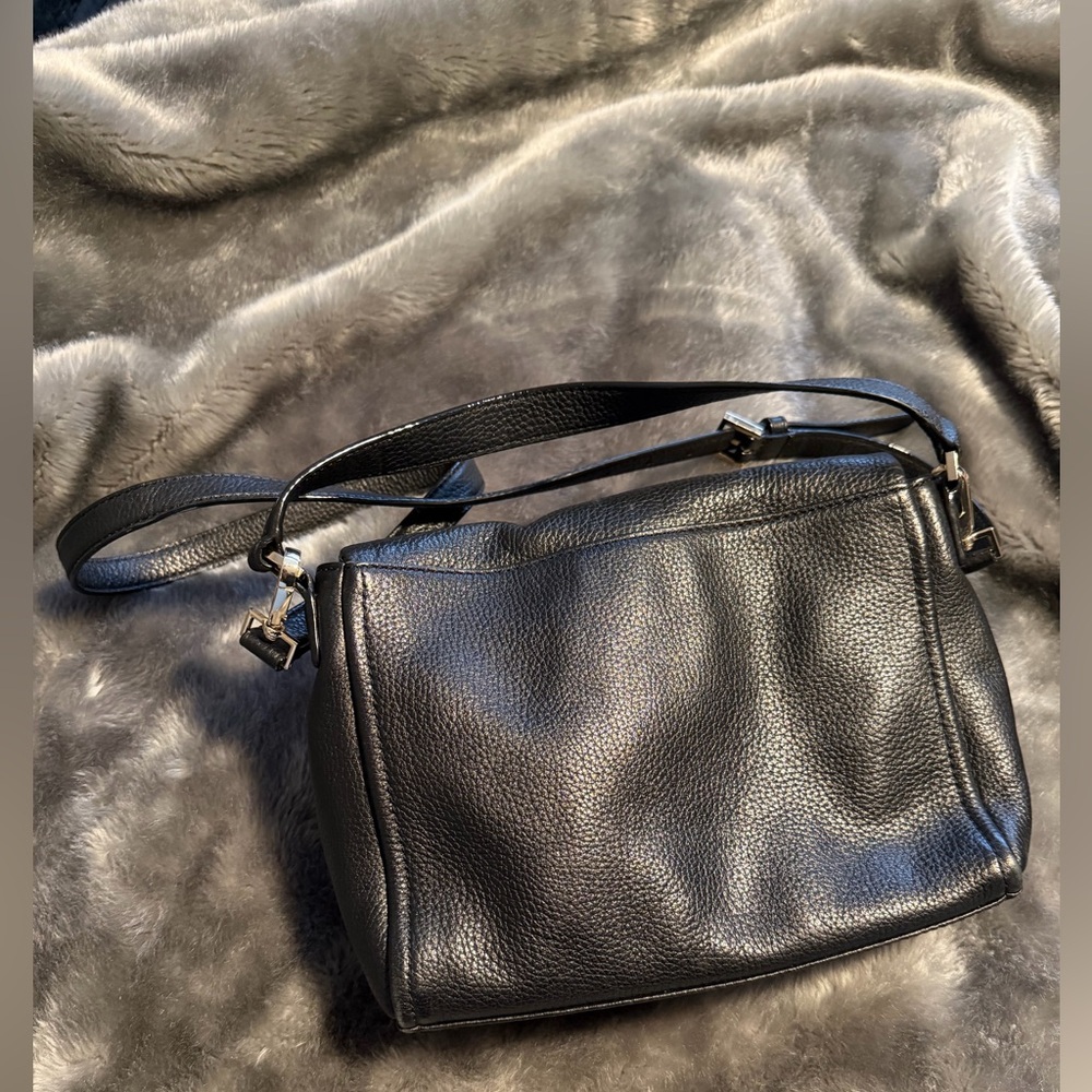 Kate Spade leather fold over shoulder and crossbody bag - Picture 3 of 15